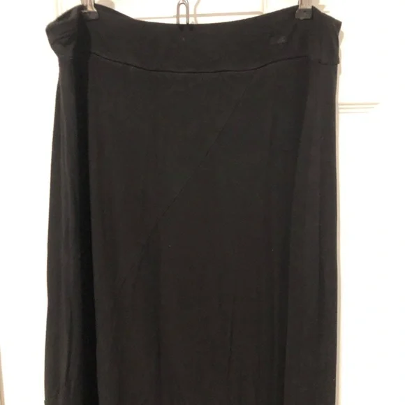 White House black market black maxi skirt - Picture 2 of 9